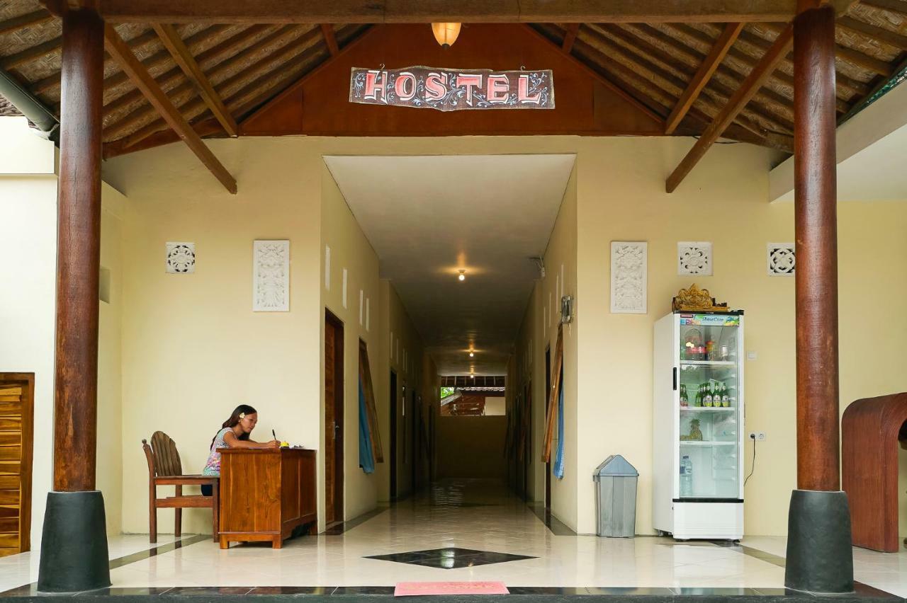 Hostel Nusa Penida Buitenkant foto