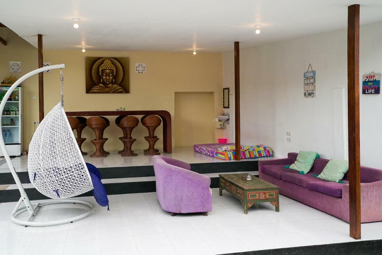 Hostel Nusa Penida Buitenkant foto