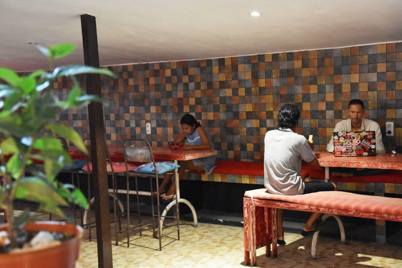 Hostel Nusa Penida Buitenkant foto